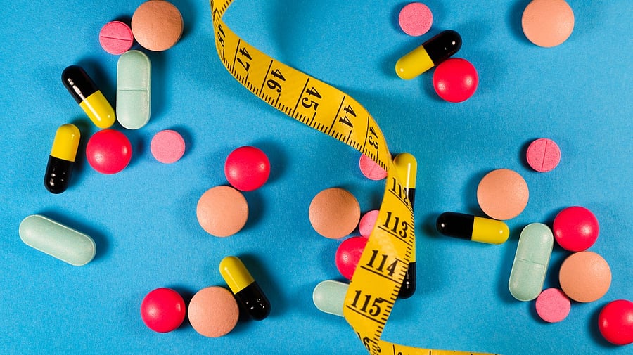 <div class="paragraphs"><p>Representative image showing weight loss pills</p></div>