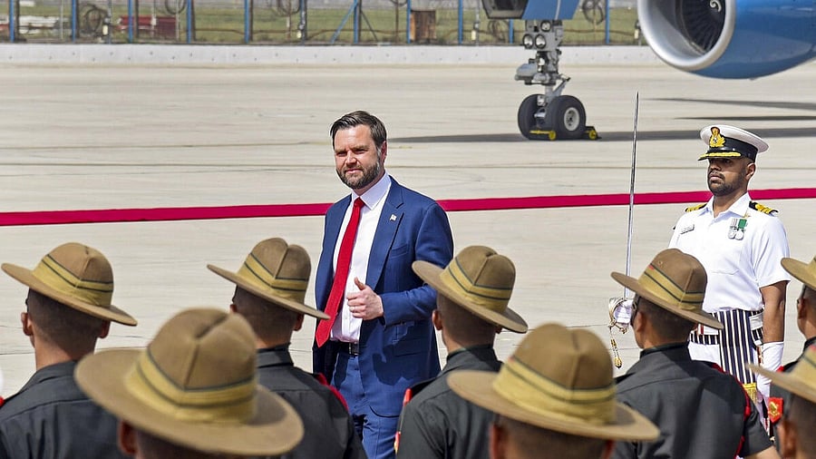 <div class="paragraphs"><p>US Vice President J D Vance being accorded a ceremonial Guard of Honour upon his arrival in ​​New Delhi.</p></div>