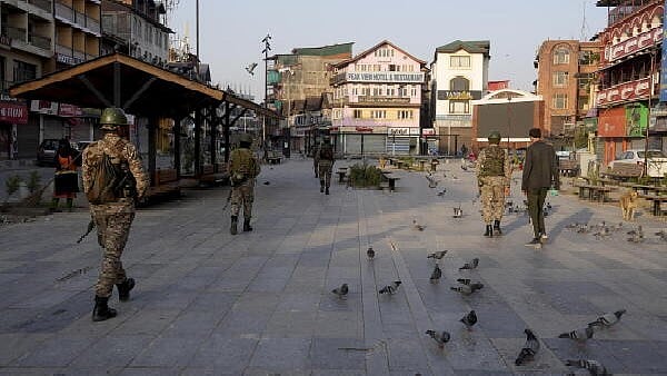 <div class="paragraphs"><p>Security personnel stand guard at Lal Chowk market after the Pahalgam terror attack.</p></div>