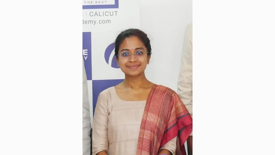 <div class="paragraphs"><p>Nisa Unnirajan</p></div>