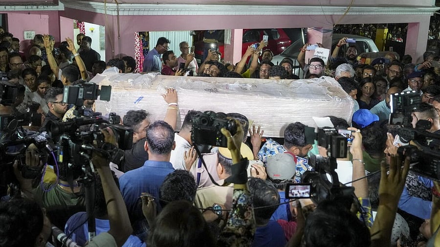<div class="paragraphs"><p>Mortal remains of Bitan Adhikari, who was killed in the Pahalgam terror attack, being brought to his residence in Kolkata. </p></div>