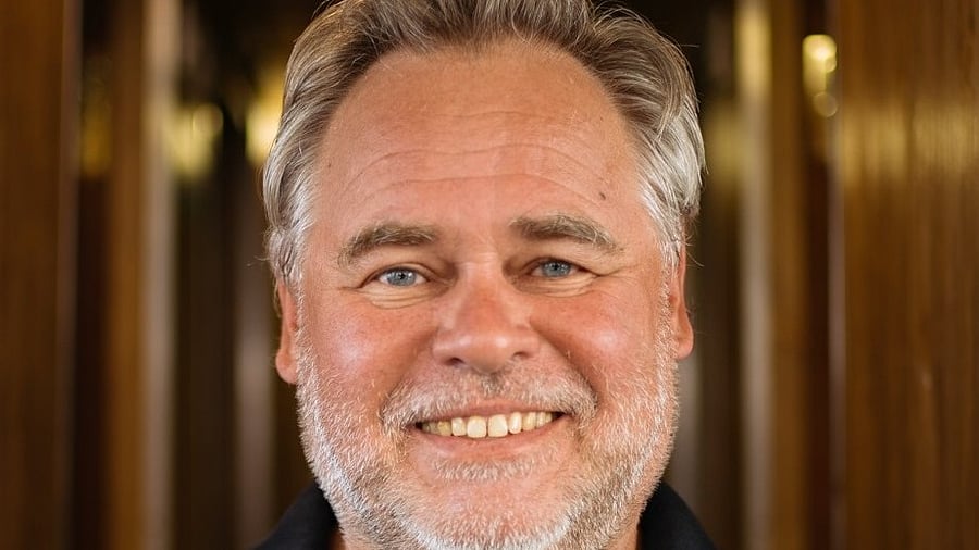 <div class="paragraphs"><p>Eugene Kaspersky</p></div>