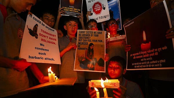 <div class="paragraphs"><p>Shia Muslims hold a candlelight vigil in solidarity with victims of the Pahalgam terror attack, in Jammu.</p></div>