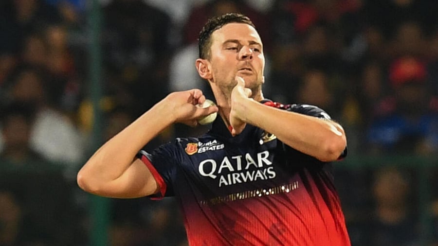 <div class="paragraphs"><p>Josh Hazlewood</p></div>