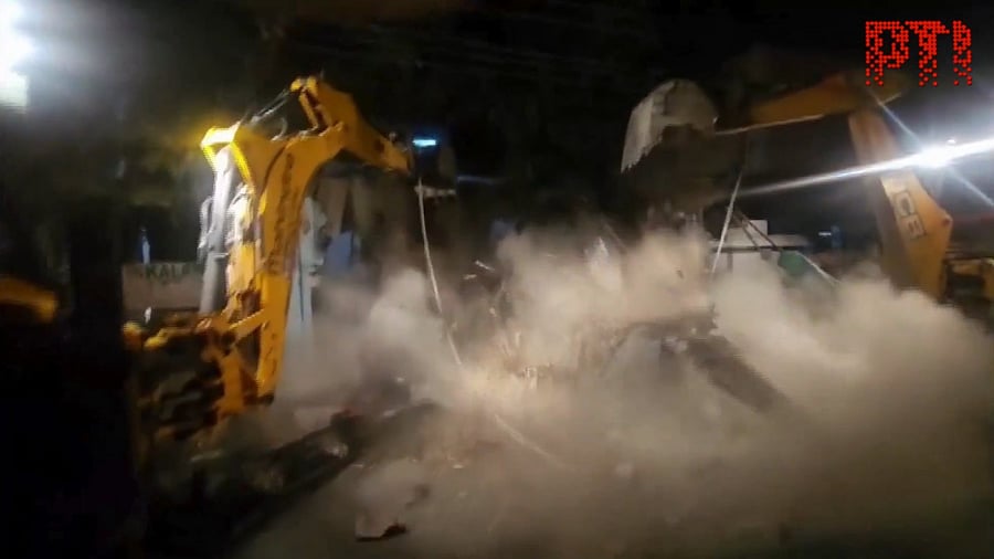 <div class="paragraphs"><p>A screengrab from the video showing demolition</p></div>