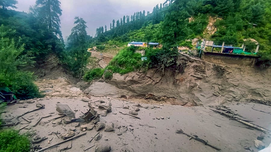 <div class="paragraphs"><p>Image showing a flash flood. For representational purposes.</p></div>