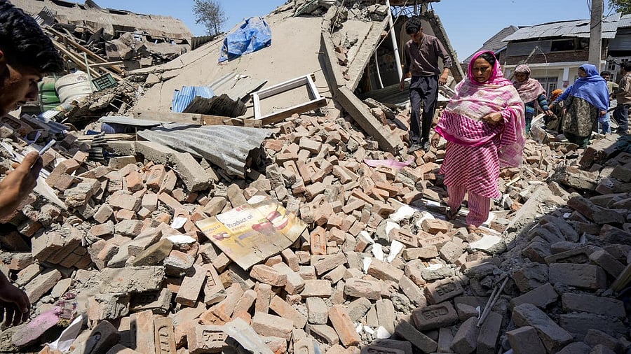 <div class="paragraphs"><p>Pahalgam terror attack suspect's house destroyed.</p><p></p></div>