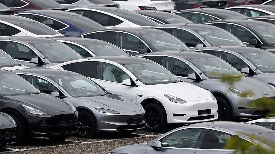 <div class="paragraphs"><p>Tesla electric vehicles are pictured at one of the company's delivery centers in Valenton, near Paris, France, April 24, 2025. </p></div>