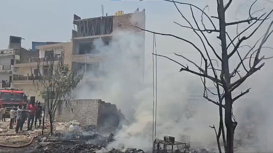<div class="paragraphs"><p>A fire call was received from Jhuggi near Shri Niketan Apartment, Sector 17 of Rohini area. A total of 20 fire tenders rushed to the site.</p></div>