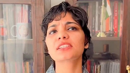 <div class="paragraphs"><p>Folk singer Neha Singh Rathore</p></div>