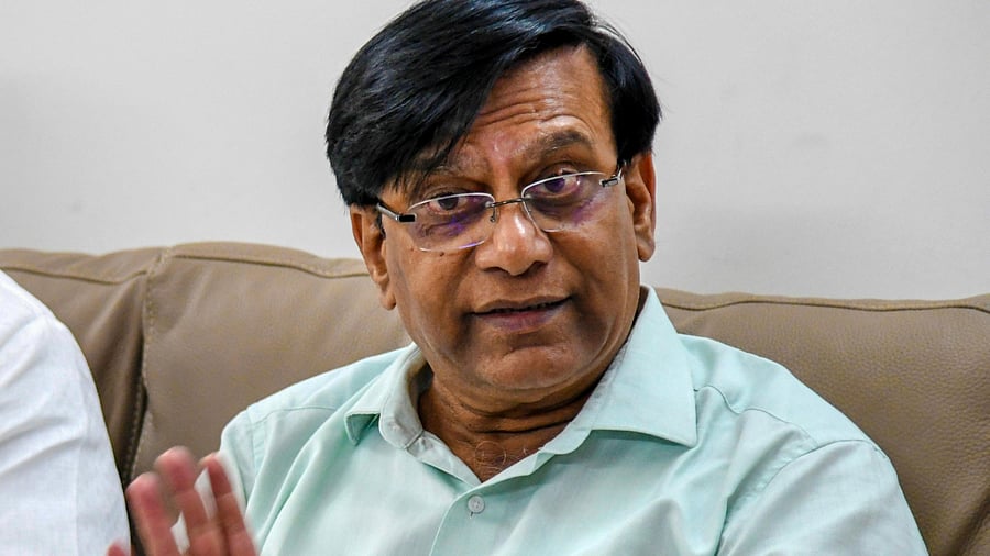 <div class="paragraphs"><p>Basavaraj Rayareddi</p></div>