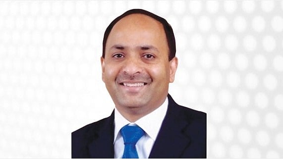 <div class="paragraphs"><p>Sumant Kathpalia</p></div>