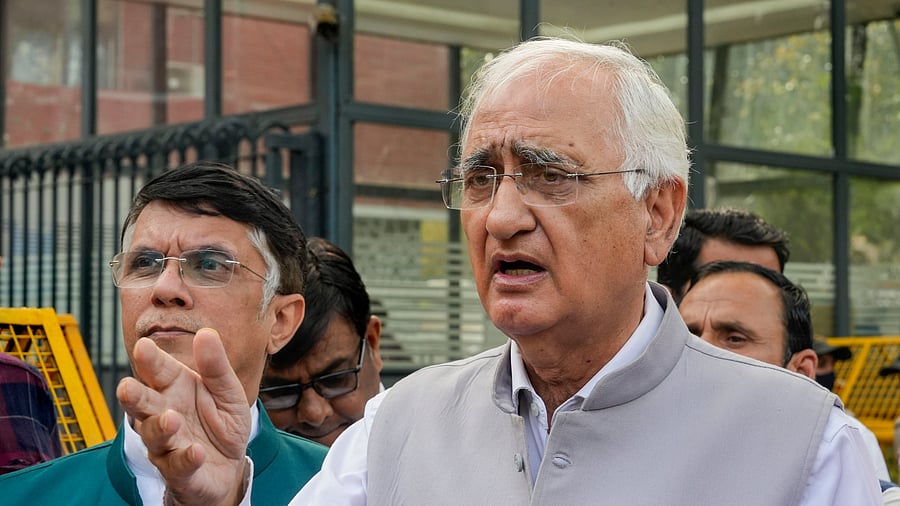 <div class="paragraphs"><p>Congress leaders Salman Khurshid and Pawan Khera speaks to the media after a meeting with ECI ahead of Lok Sabha polls, at Nirvachan Sadan in New Delhi, Tuesday, April 2, 2024.</p></div>