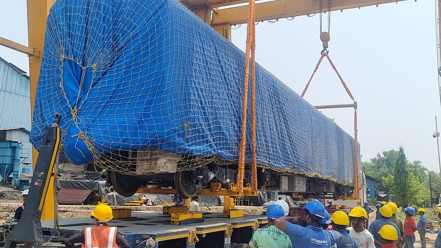 <div class="paragraphs"><p>One of the three metro cars of the third trainset being dispatched from Titagarh, West Bengal, to Bengaluru. </p></div>