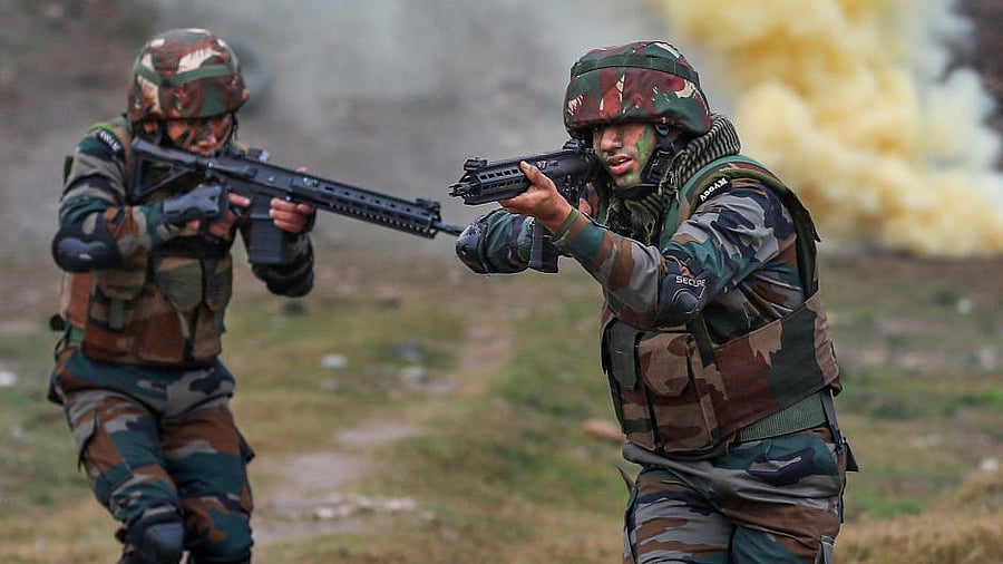<div class="paragraphs"><p>Indian soldiers seen during a drill</p></div>
