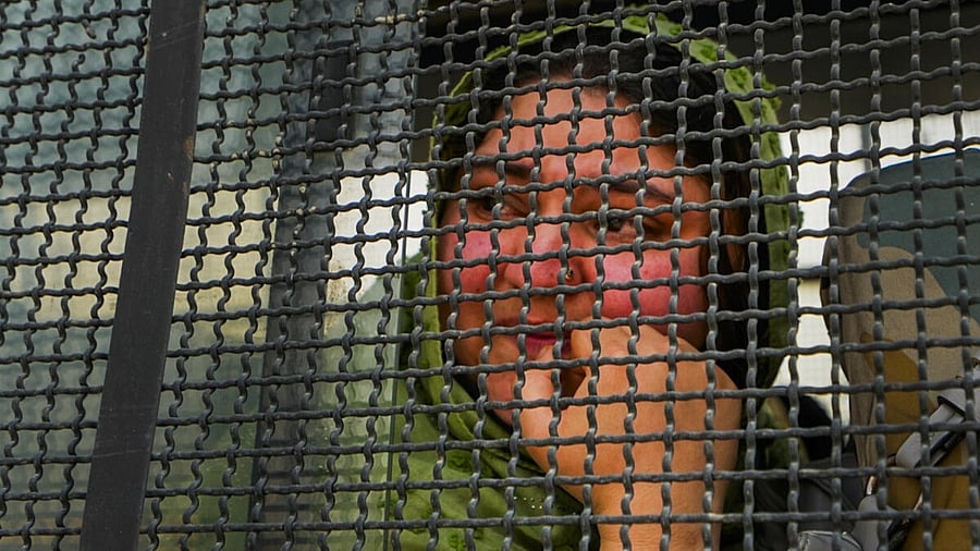 <div class="paragraphs"><p>Pak nationals at Attari-Wagah border</p></div>