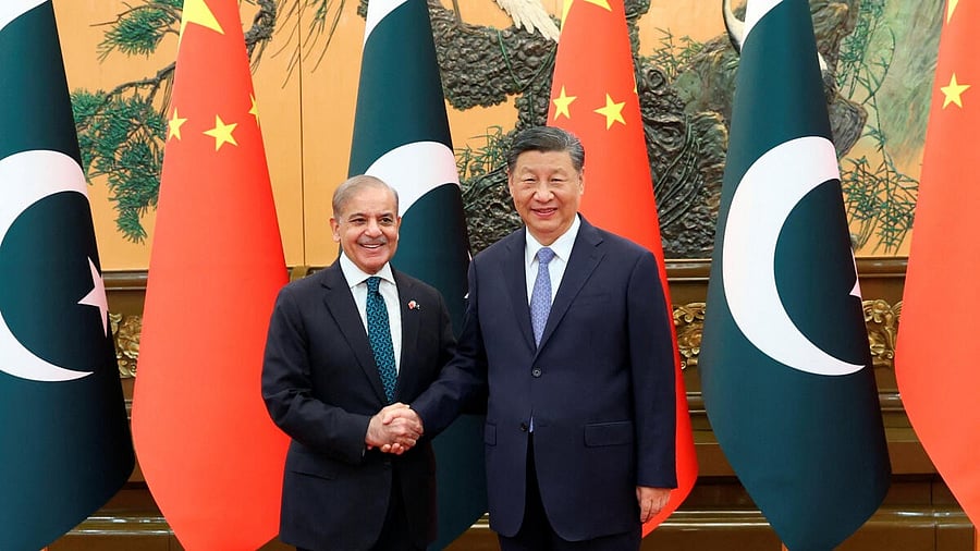 <div class="paragraphs"><p>Chinese President Xi Jinping meets with Pakistani Prime Minister Shehbaz Sharif</p></div>