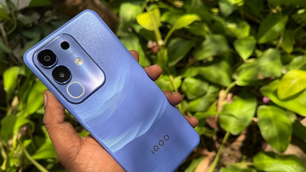 iQOO Z10x review: Feature-rich budget Android phone