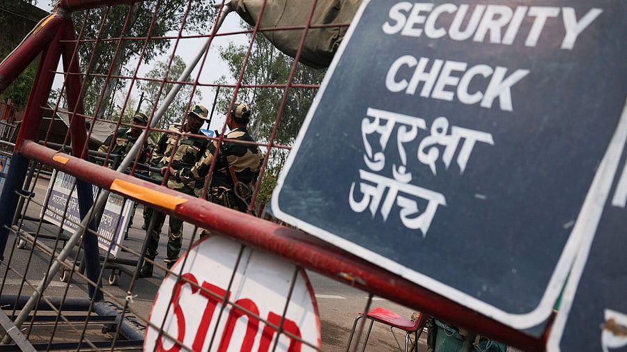 <div class="paragraphs"><p>Border Security Force officials stand at a barricade at the Attari-Wagah border crossing with Pakistan, near Amritsar, India, May 1, 2025.</p></div>