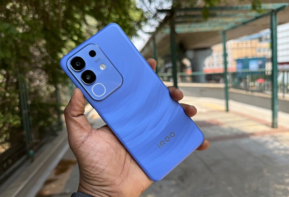 iQOO Z10x review: Feature-rich budget Android phone