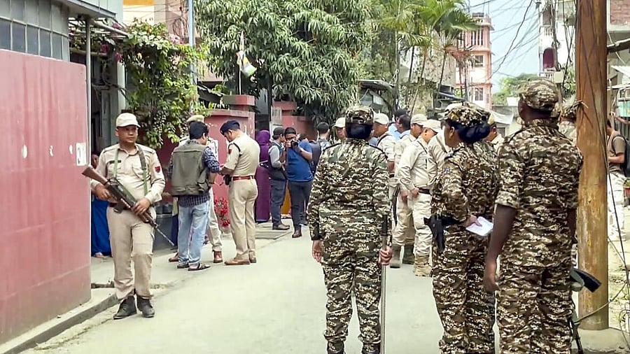 <div class="paragraphs"><p>Security personnel keep vigil in Manipur's Imphal. </p></div>