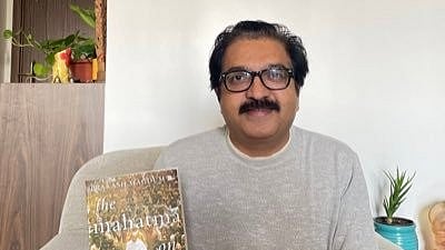 <div class="paragraphs"><p>Prakash Magdum</p></div>