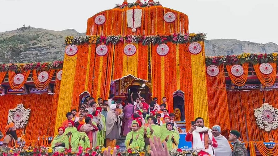 <div class="paragraphs"><p>Door opening of Shri Badrinath Dham</p><p></p></div>