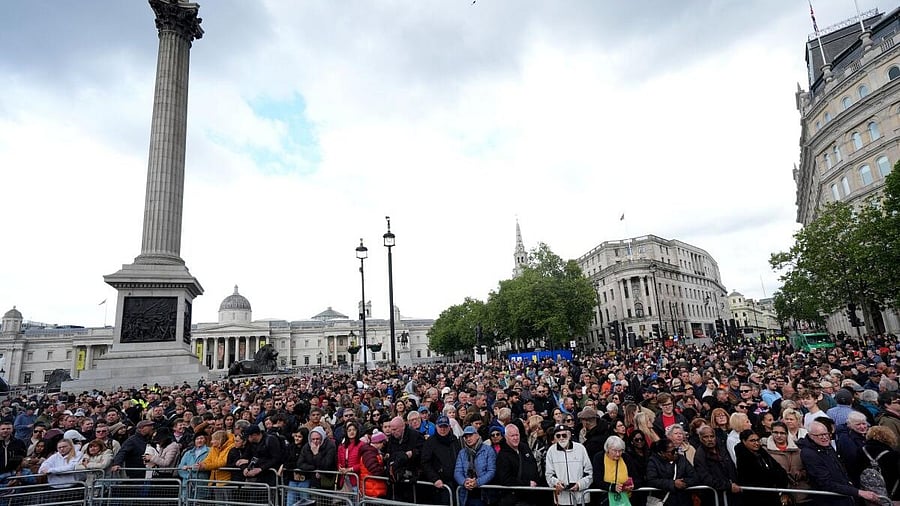 <div class="paragraphs"><p>Members of the public watch a military procession marking the 80th anniversary of VE Day, and in honour of those who served during the Second World War, in Trafalgar Square, central London. Picture date: Monday May 5, 2025.</p></div>