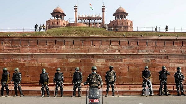 <div class="paragraphs"><p>Red Fort.</p></div>