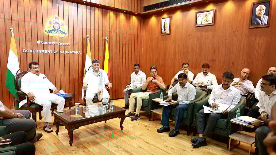 <div class="paragraphs"><p>Deputy Chief Minister DK Shivakumar and Industries Minister MB Patil along with senior government officials at the meeting on Monday.</p></div>