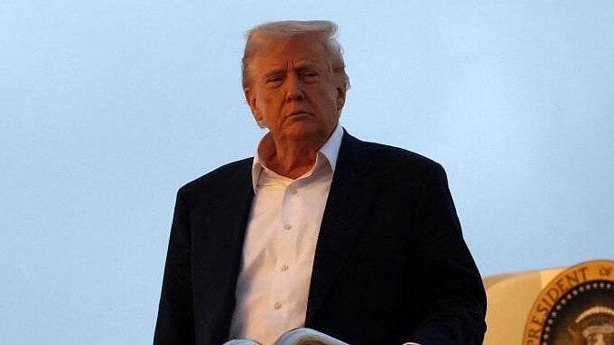 <div class="paragraphs"><p>Donald Trump.</p></div>