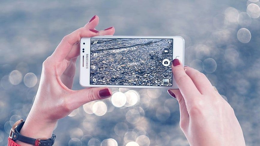 <div class="paragraphs"><p>[Representational Image] Samsung Galaxy S25 Edge set for global debut in mid-May 2025.</p></div>