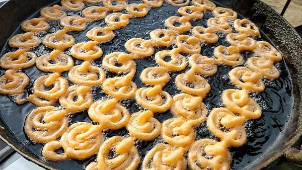 <div class="paragraphs"><p>Earlier, the FSSAI had tested various food items, after concerns over use of artificial colours, many of which are carcinogenic.</p></div>