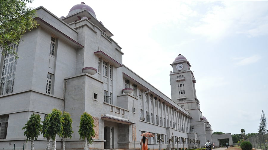 <div class="paragraphs"><p>The search committee will shortlist three names for the post of the vice-chancellor of Karnatak University.</p></div>