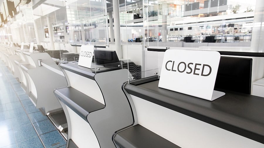 <div class="paragraphs"><p>The Bhuj airport is located in Kutch, a district bordering on Pakistan.</p></div>