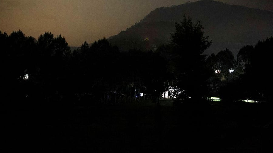 <div class="paragraphs"><p>City view during the blackout, after India's strikes in Muzaffarabad</p></div>