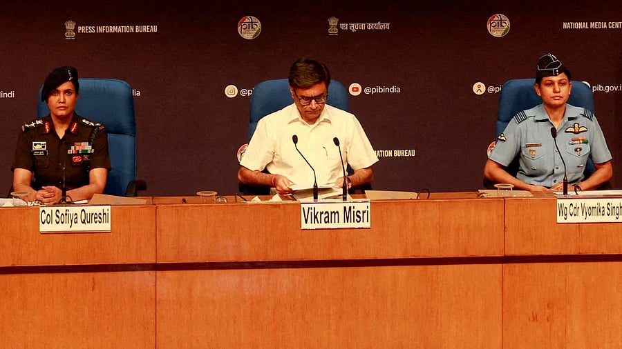 <div class="paragraphs"><p>India's Foreign Secretary Vikram Misri, along with Colonel Sophia Qureshi and Wing Commander Vyomika Singh</p></div>