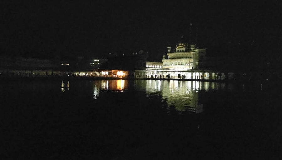 <div class="paragraphs"><p>View of the Golden Temple during a partial blackout as part of a nationwide civil defence mock drill, ‘Operation Abhyaas’, in Amritsar, Punjab, Wednesday, May 7, 2025</p></div>