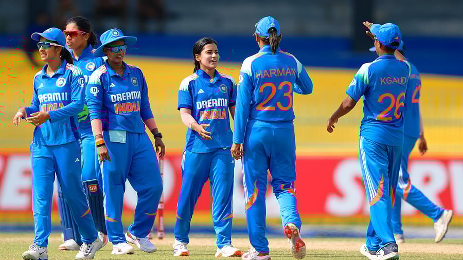 <div class="paragraphs"><p>Indian women's team celebrating their win.</p></div>