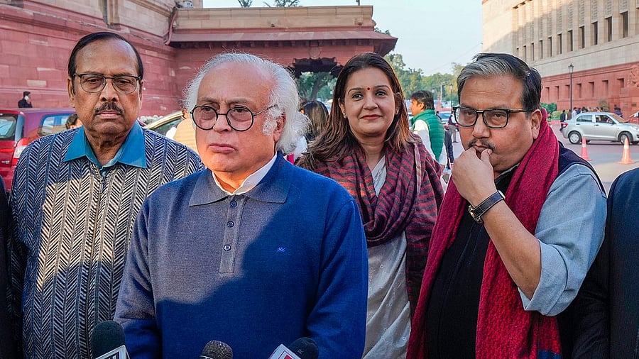 <div class="paragraphs"><p>Congress MP Jairam Ramesh, RJD MP Manoj Kumar Jha</p></div>