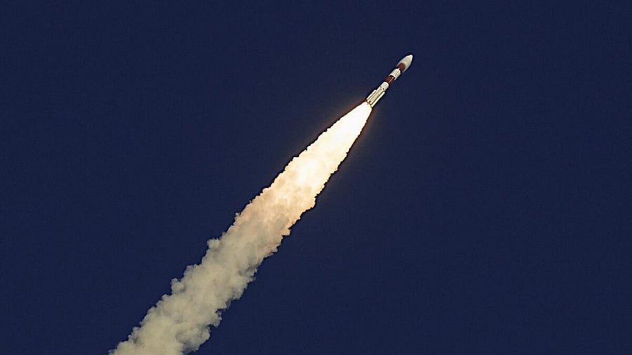 <div class="paragraphs"><p>Representative image showing a rocket</p></div>