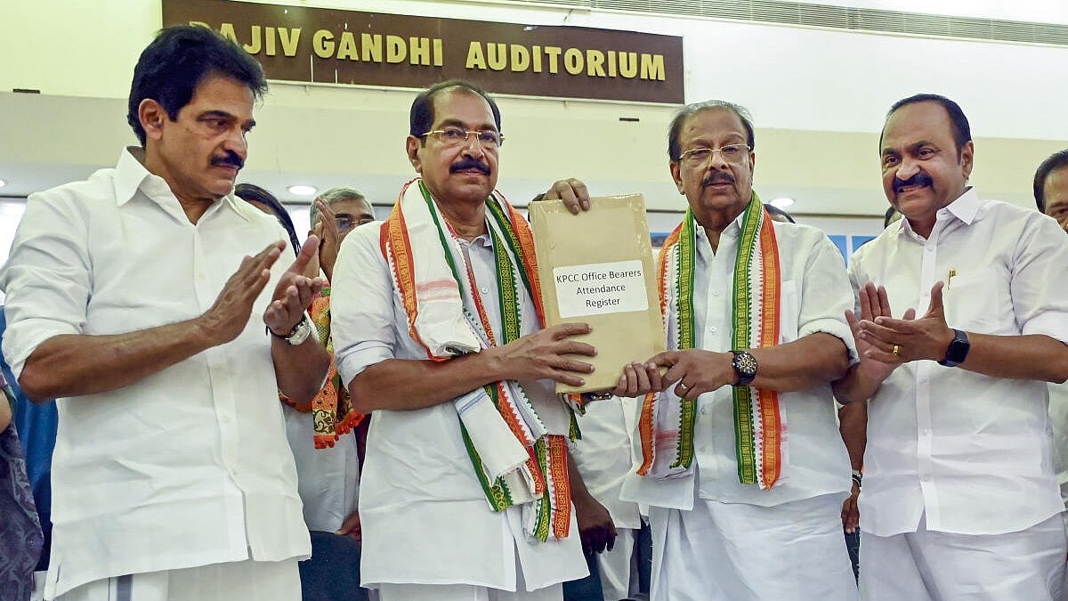 Congress Initiates Candidate Screening Process in Kerala, Ex-IAS Officer Among Probables