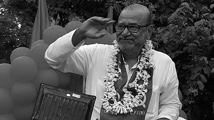 <div class="paragraphs"><p>Nepaldeb Bhattacharya</p></div>