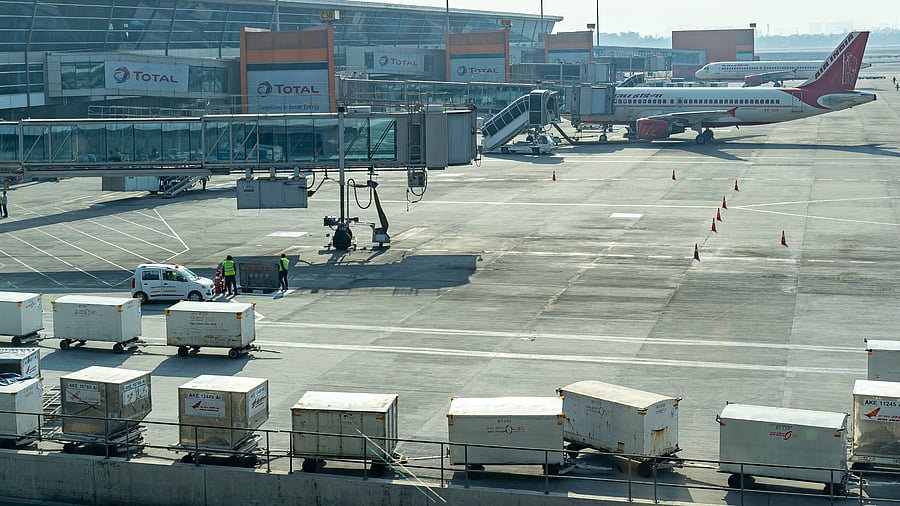<div class="paragraphs"><p>Ground staff in Delhi. (Representative image)&nbsp;</p></div>