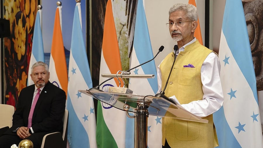 <div class="paragraphs"><p>In this image posted by @DrSJaishankar via X on May 15, 2025, Union External Affairs Minister S Jaishankar with Honduran Foreign Minister Enrique Reina during the inauguration of the Embassy of Honduras, in New Delhi.</p></div>