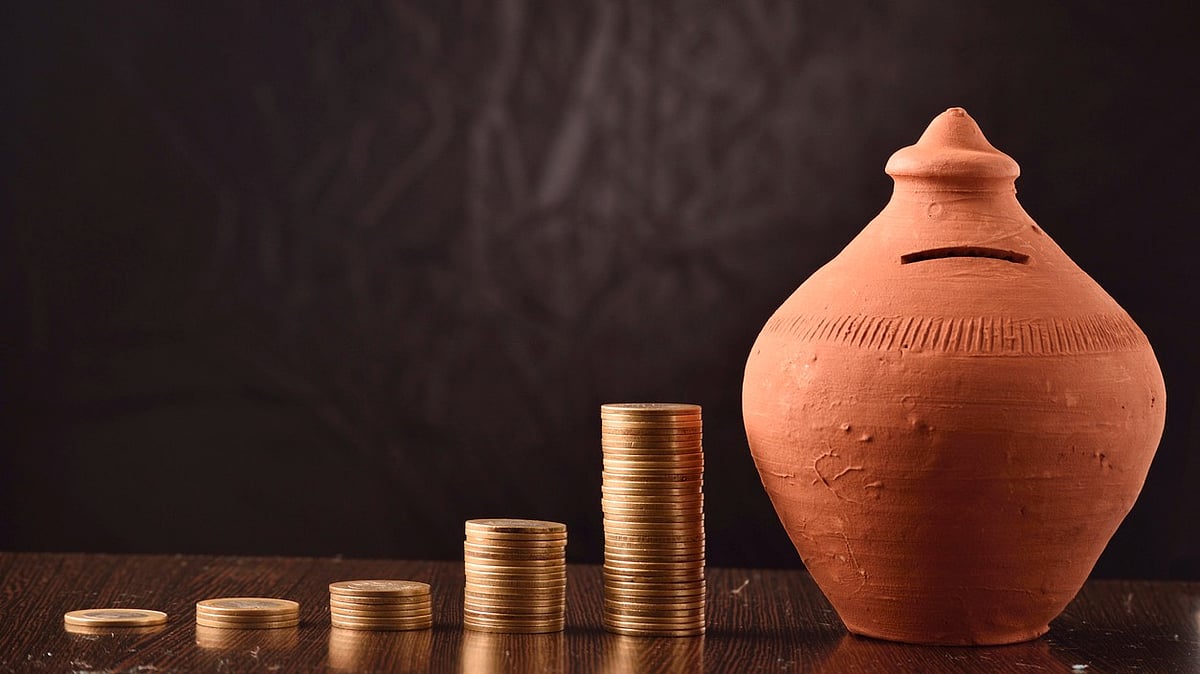 The Quiet Gift of Thrift: Why Early Savings Lessons Outweigh Monetary Gifts