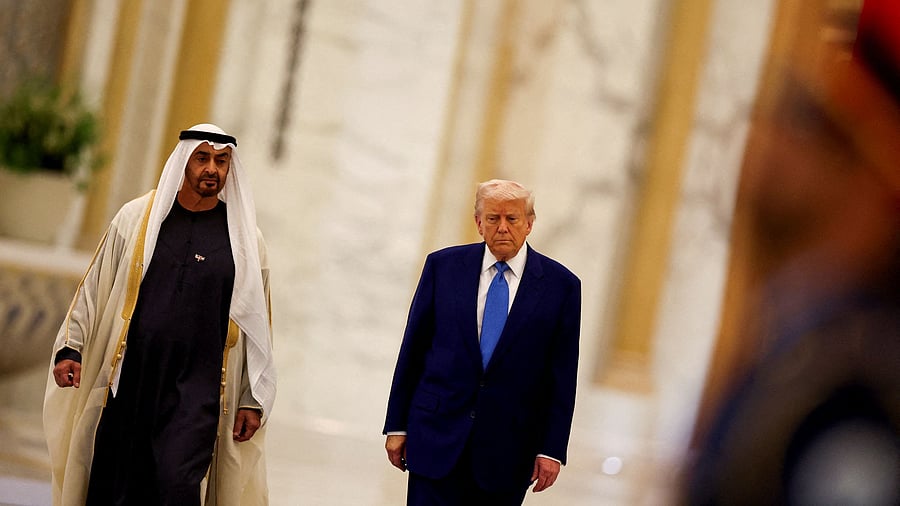 <div class="paragraphs"><p>US President Donald Trump meets United Arab Emirates President Sheikh Mohamed bin Zayed Al Nahyan.</p></div>