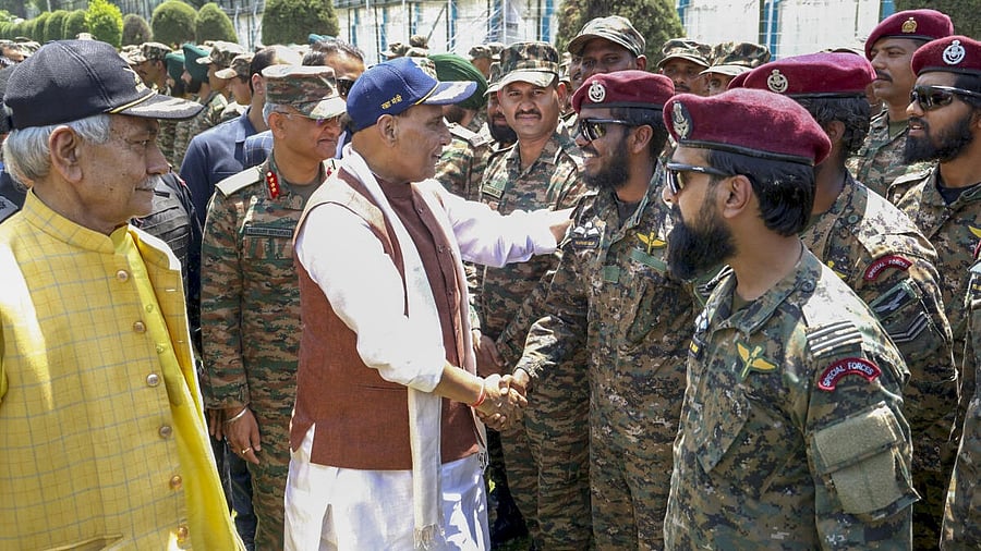 <div class="paragraphs"><p>Defence Minister Rajnath Singh meets with troops during a visit to the Badami Bagh Cantt, in Srinagar. J &amp; K Lt. Governor Manoj Sinha is also seen.</p></div>