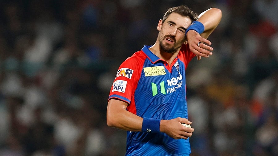<div class="paragraphs"><p>Mitchell Starc </p></div>
