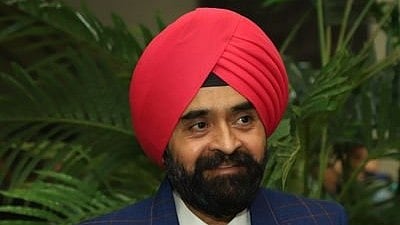 <div class="paragraphs"><p>Charan Singh Sapra.</p></div>